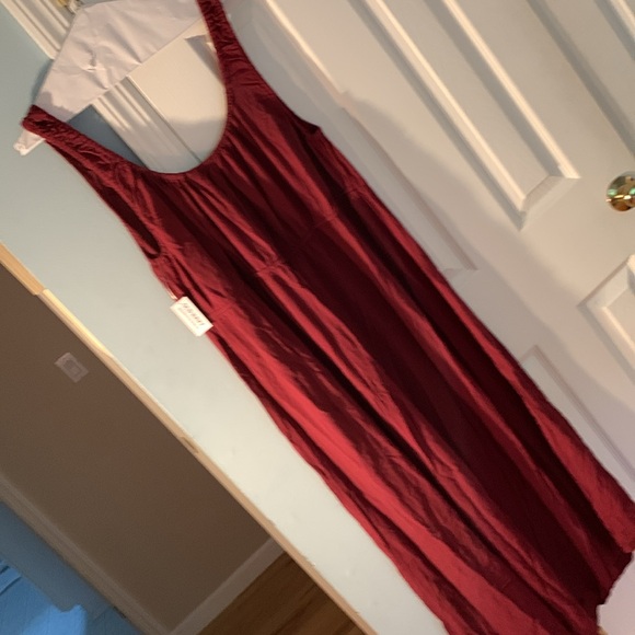 Old Navy midi dress. NWT. Maroon red. Size XXL. - Picture 10 of 10